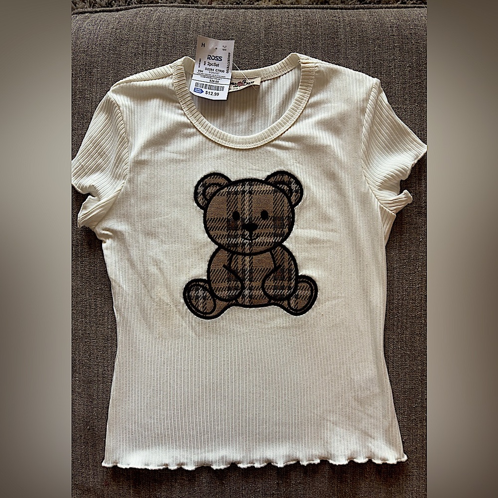 Amy Byer Cream Teddy Bear Short Sleeve Tee